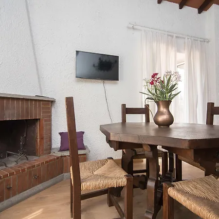 Bed & Breakfast Degli Oleandri 2*