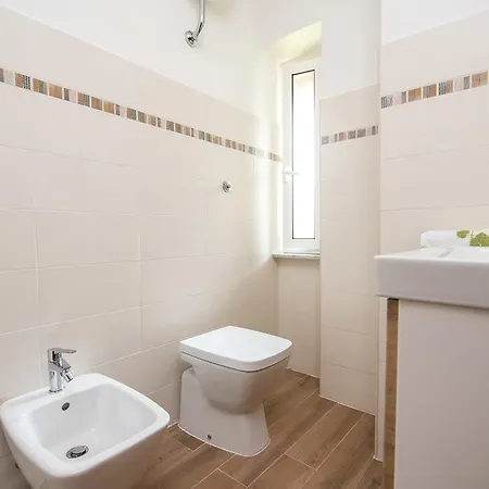 Bed & Breakfast Degli Oleandri Bnb 2*