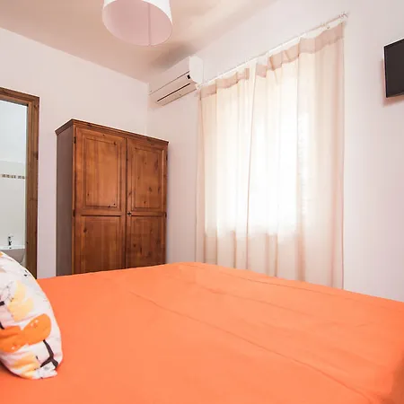 Degli Oleandri Bnb Bed & Breakfast